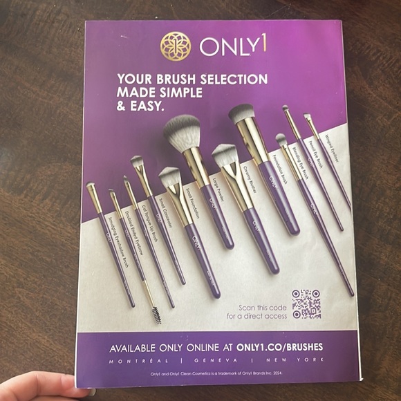 Cosmopolitan Magazine vol 273 no. 3 Fall 2024 - Picture 3 of 6